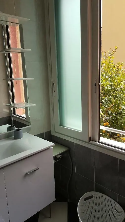 Appartement Chez Fifine à Roquebrune-Cap-Martin 0*,  France